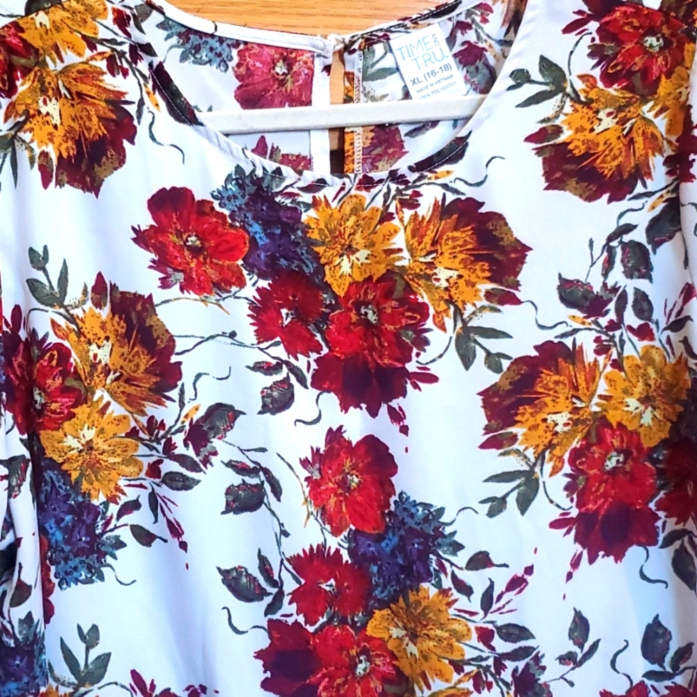 Autumn Blouse - Picture 2 of 6